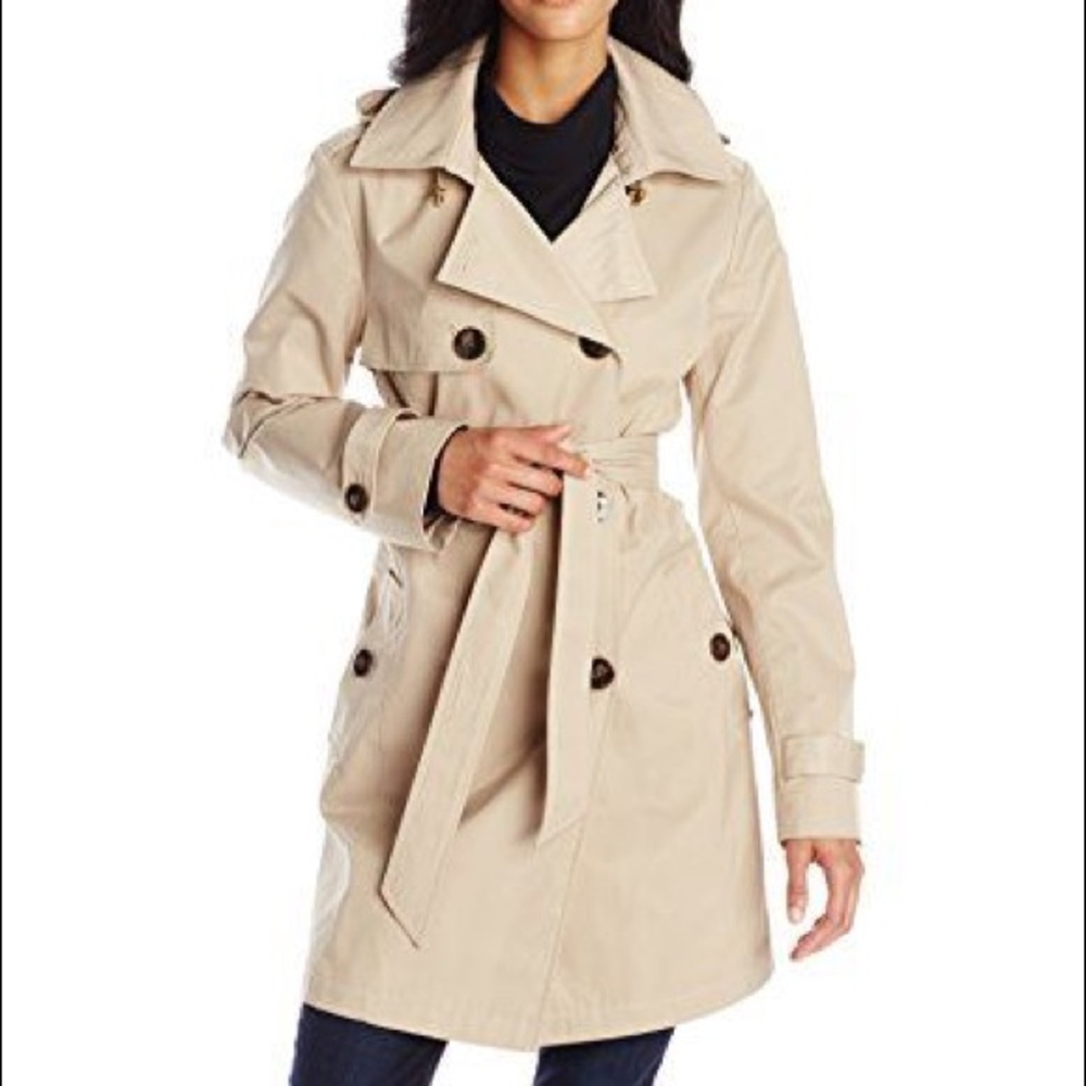 Ellen Tracy Beige Double-Breasted Trench Coat
